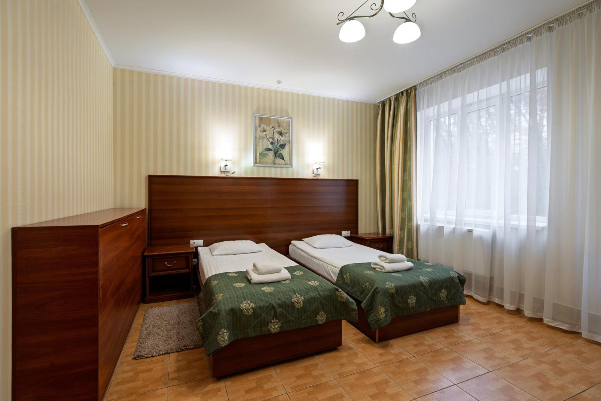 Verhovina Petropavlovskaya Borshchagovka